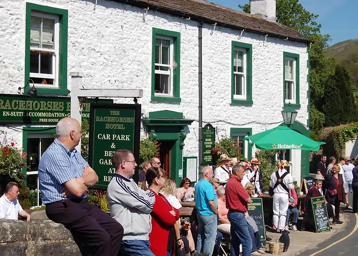 The Racehorses 3* Kettlewell