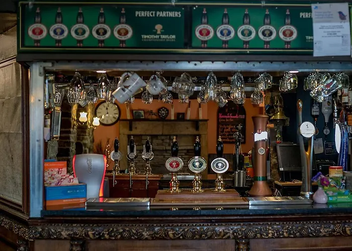 The Racehorses Hotel